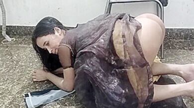 Abbu Jaan Meri Chut Mat Mariye Bahut Dard Hoti Hai