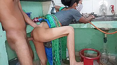 Stepsister-in-law Was Cutting Papaya In The Kitchen And The Stepbrother-in-law From Behind