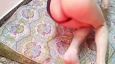 Ko Jabar Dasti Doodh Daba Kar Pela