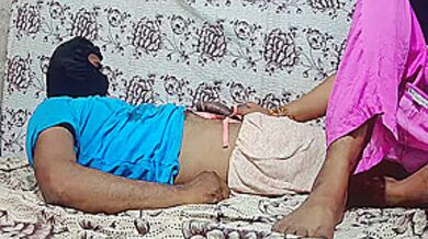 Indian Small Boobs Stepmom And Sex Xnxx 2766