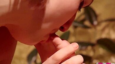 Eva May & Luci Q - Restraint