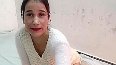 Chacha Ne Meri Jabar Dasti Chut Mari