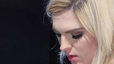 Latex Shemale Dominatrix Anal - Ella Hollywood