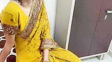 Teacher Had Sex With Students 18+ In Room And Enjoy Very Well