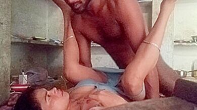 House Wife Fuccing Her Husband With College Girls