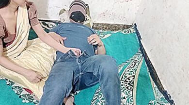 Step Bhai Hila Rha Tha Stepsister Pakar Li Aur Boli Chodne Ke Liye