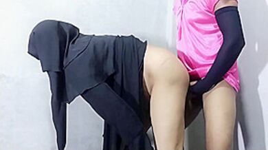 New Stepmom Fucked By Stepson - Hijabi Muslim Stepmom