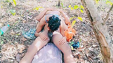 A Hottest Girl Was Sex Her Stepbrother When They Were Worked To Forrest, When He Was Fully Modded For Sex So She Was Fucked Hi