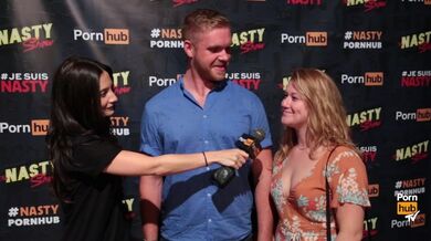 Pornhub Aria Nasty Show Interviste al pubblico al Just For Laughs Festival