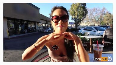 Un pomeriggio con Asa Akira - Intervista a PornhubTV