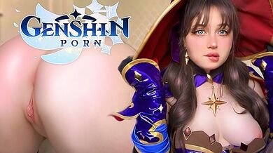 Beautiful REAL Mona si scopa duro con un grosso dildo. La sua divinazione è EXTREME SQUIRT. Vera