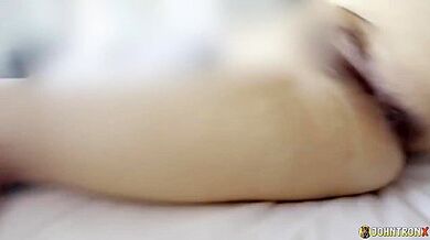 Real Busty Thai Amateur Gets Pumping