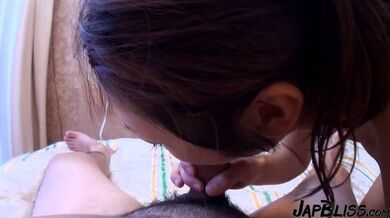 Tokio Escort Performing Oral Sex Without A Condom