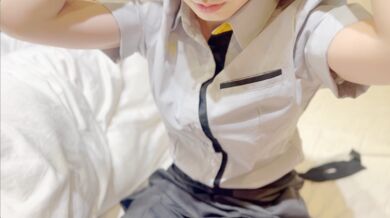 Creampie Sex con una giovane casher di McDonalds