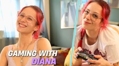 Ersties - La deliziosa gamer Diana si gode una sessione di gioco e masturbazione bollente - Parte 1 di 2