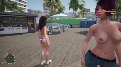 Parodia Real Life Sunbay STA 5, le ragazze camminano per la città a seno nudo