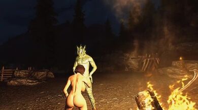 Sto solo giocando con gli angoli senza No Clip. Sesso con argonian