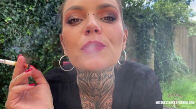 Sputare Fumo Ingoiare