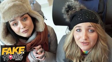 Fake Hostel - Le ragazze francesi lo supplicano prima di essere picchiate duramente