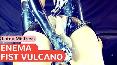 YOGURT Paradise - Fisting il suo pervertito pieno di clistere di yogurt