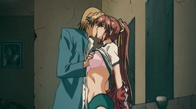 La bellezza tettona si stanca del suo fidanzato e decide di farlo netorare con un cazzo più grande