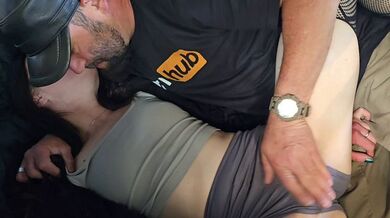 WOW, LA MIA RAGAZZA È COSÌ SEXY E MINUTA