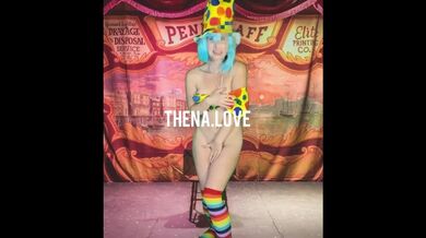 ENF Imbarazzato Nudo Femminile Nudo Tiktoker Pawg Nudo Clown Trucchi Magici Andati Storti