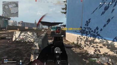 9 Tizi scopata al supermercato locale