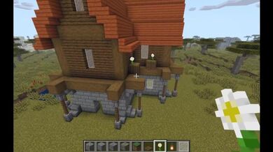 Come costruire una casa medievale in Minecraft (facile e sorprendente) (tutorial)