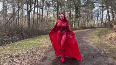 Miss Fetilicious Lattice Super Eroe