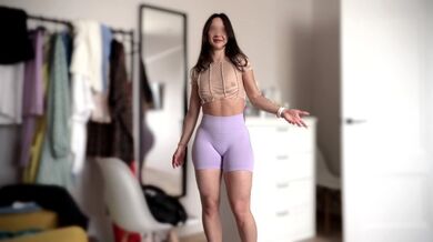 Oh mio dio! Sorellastra, sembri uno schiavo! Okey, allora ti scopo come una Slave