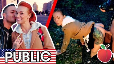 Impressionante SCOPATA PUBBLICA con Kessie Shy dietro il cartellone pubblicitario di Berlino! Datteri66