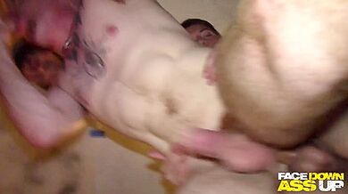 L3aky P!Pes - Facedownassup