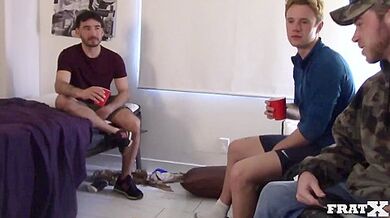 Studs Sportin Cocks - Fratx