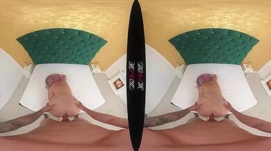 Booty For The Bellboy