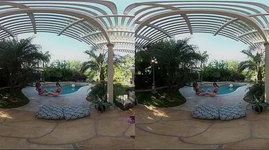 Poolside - Amateur Lesbians - Emilybloom - Sexlikereal