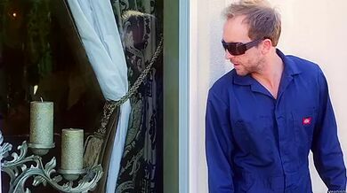 Bug Man - Starring: Kelly Madison - PornFidelity