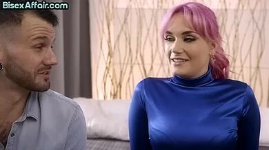 Curvy pinkhair babe pounded in bi 3some