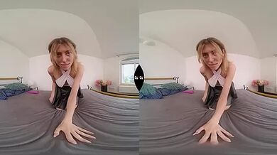 Opening Her Juicy Ass