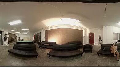 Valentinas Studio: Play this Dildo!