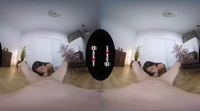 Whole Hand Deep Inside Her Ass - VirtualXPorn