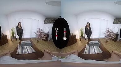 Whole Hand Deep Inside Her Ass - VirtualXPorn