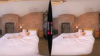 Join Me In Bed - DeviantsVR