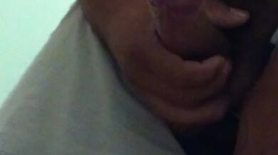 Me la jalo hasta eyacular