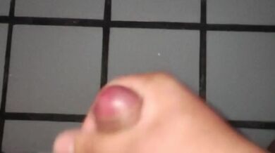 Me masturbo y me vengo bien rico????????.
