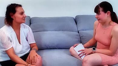 Pam takes the sun in Nîmes! - Jacquie et Michel TV