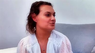 Pam takes the sun in Nîmes! - Jacquie et Michel TV