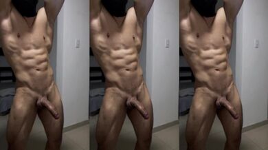 Orgasmo tremante + gemiti forti dell'allenatore arrapato