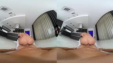 Lexi Dona VR Porn: Bag For Cocks - VirtualTaboo