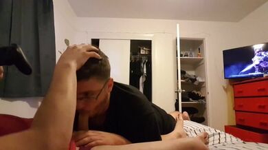 Farsi pompini a vicenda mentre si gioca a Mortal Kombat X